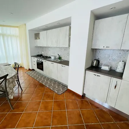Apartment 31 H *